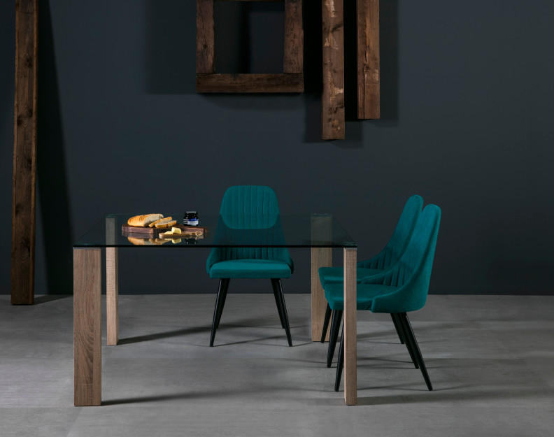 Mesa comedor cristal cuadrada 130x130cm pies roble